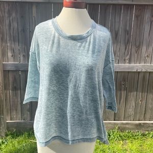 Nation Ltd HiLo Women’s sz XS Heathered green tshirt